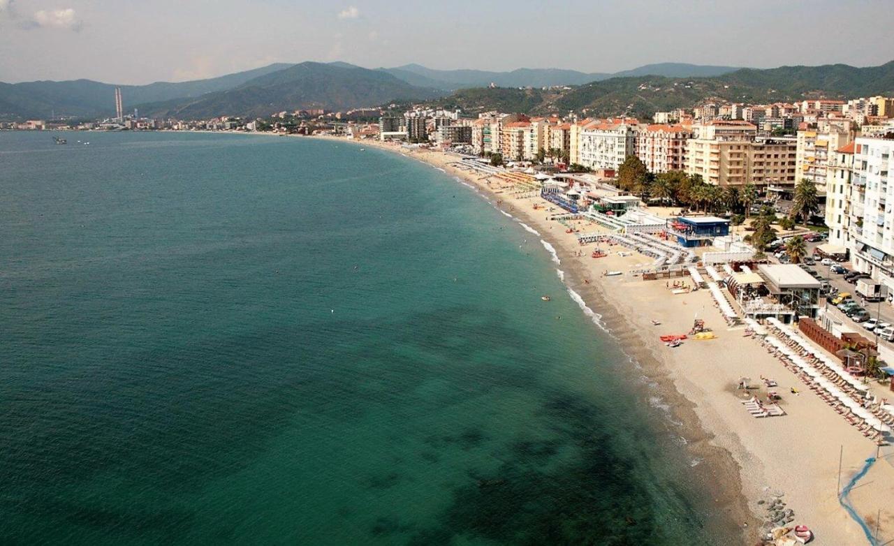 Casa Donna Lidia Apartman Savona Kültér fotó